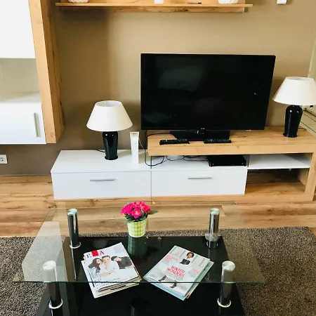 Апартаменты Mammut With New Ac!